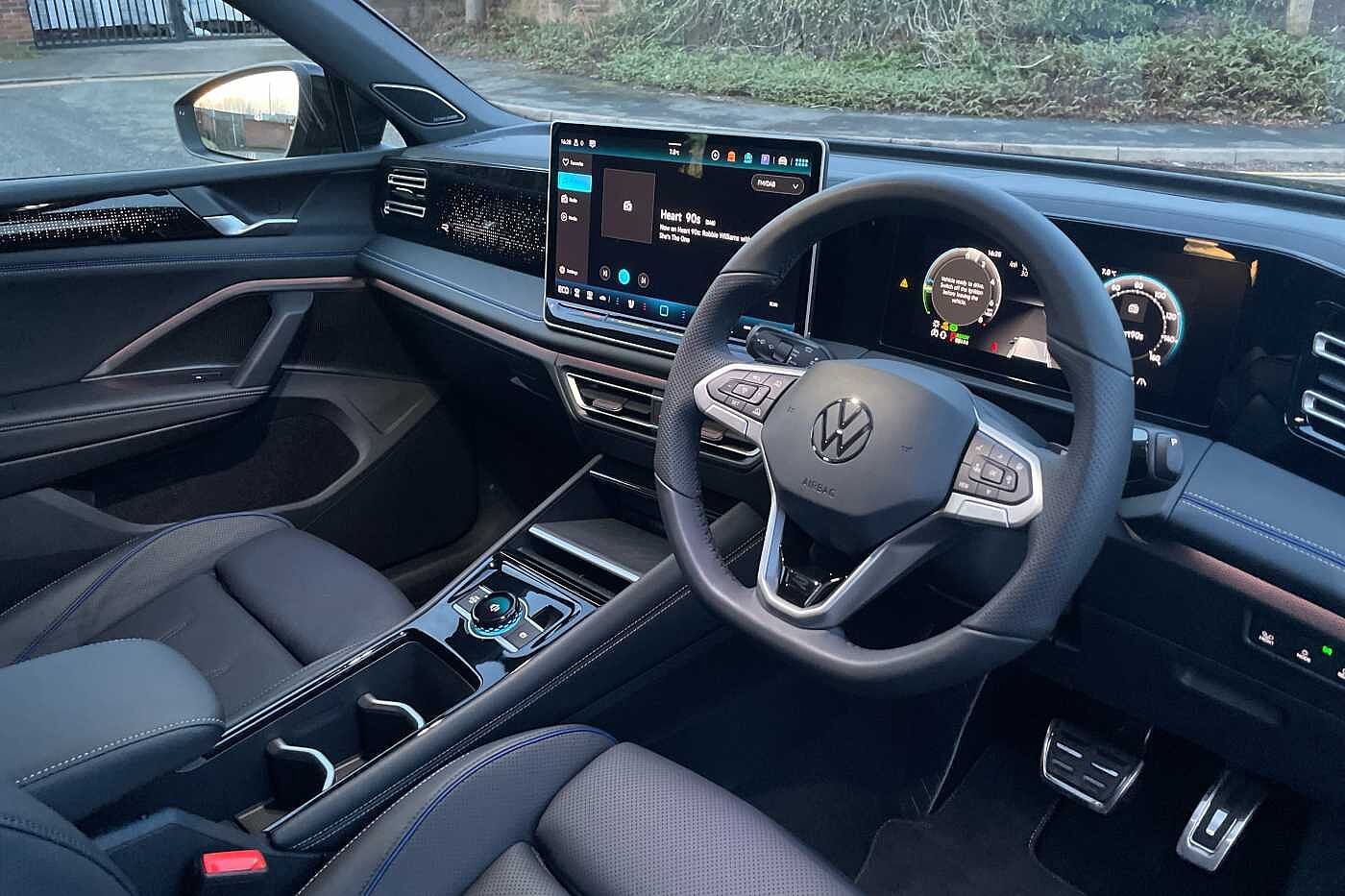 Volkswagen Tiguan Estate 1.5 TSI 272 eHybrid R-Line 5dr DSG
