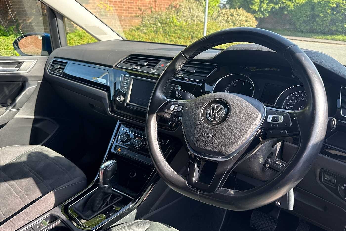 Volkswagen Touran 2.0 TDI SEL SCR 190PS DSG