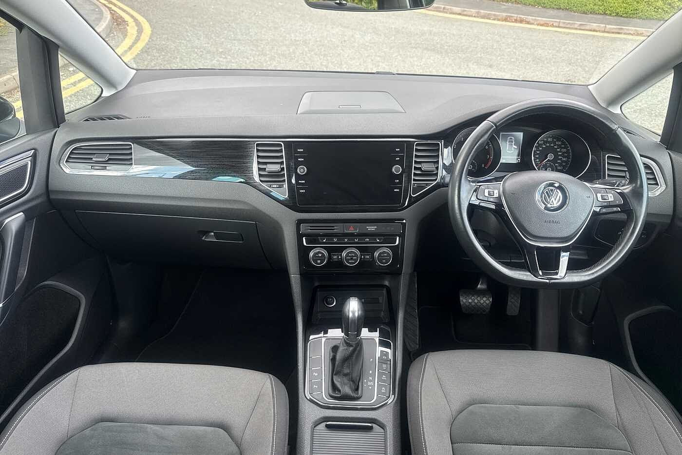 Volkswagen Golf SV