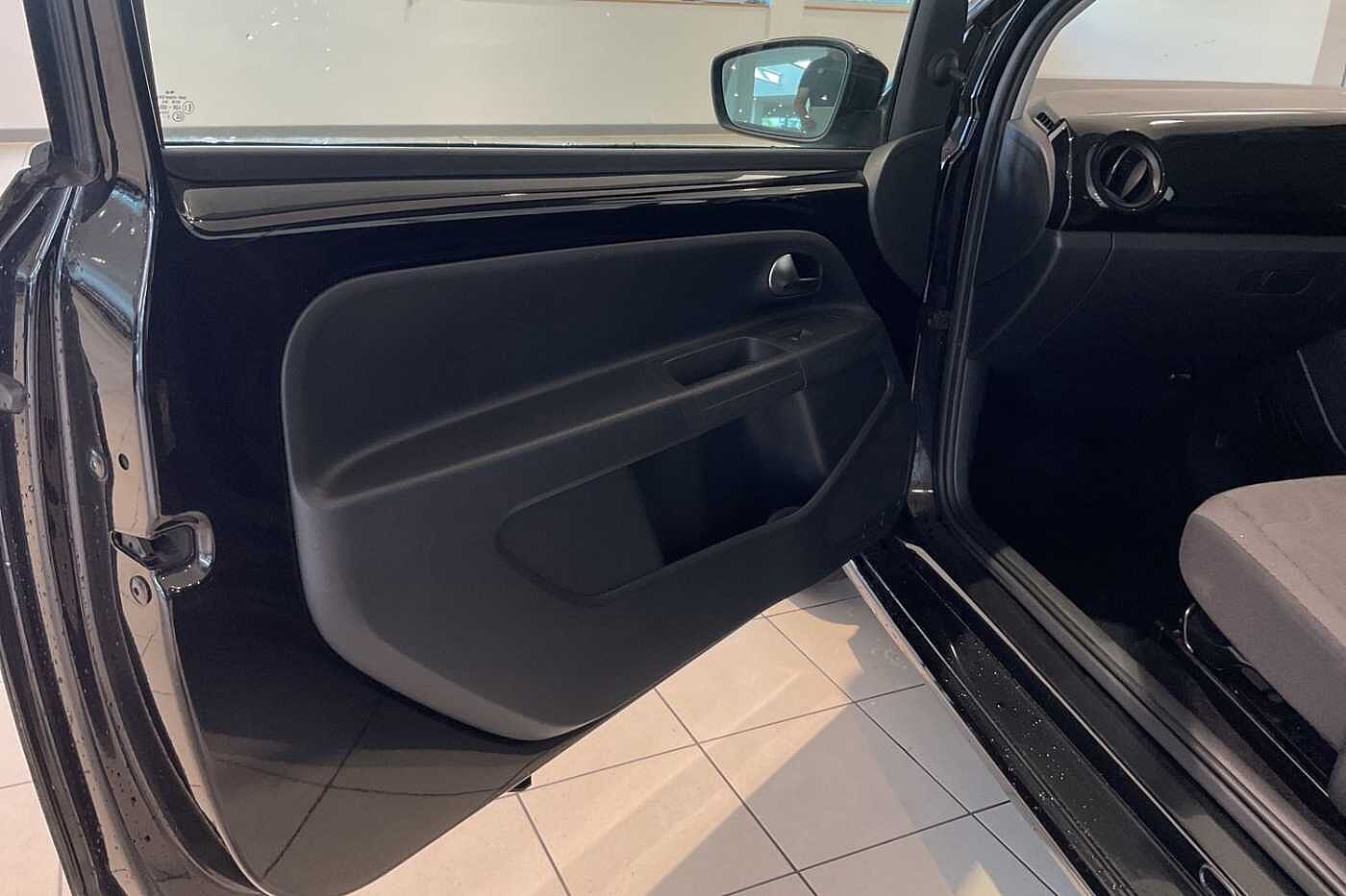 Volkswagen up! 1.0 Move up! Hatchback 3dr Petrol Manual Euro 5 (60 ps)