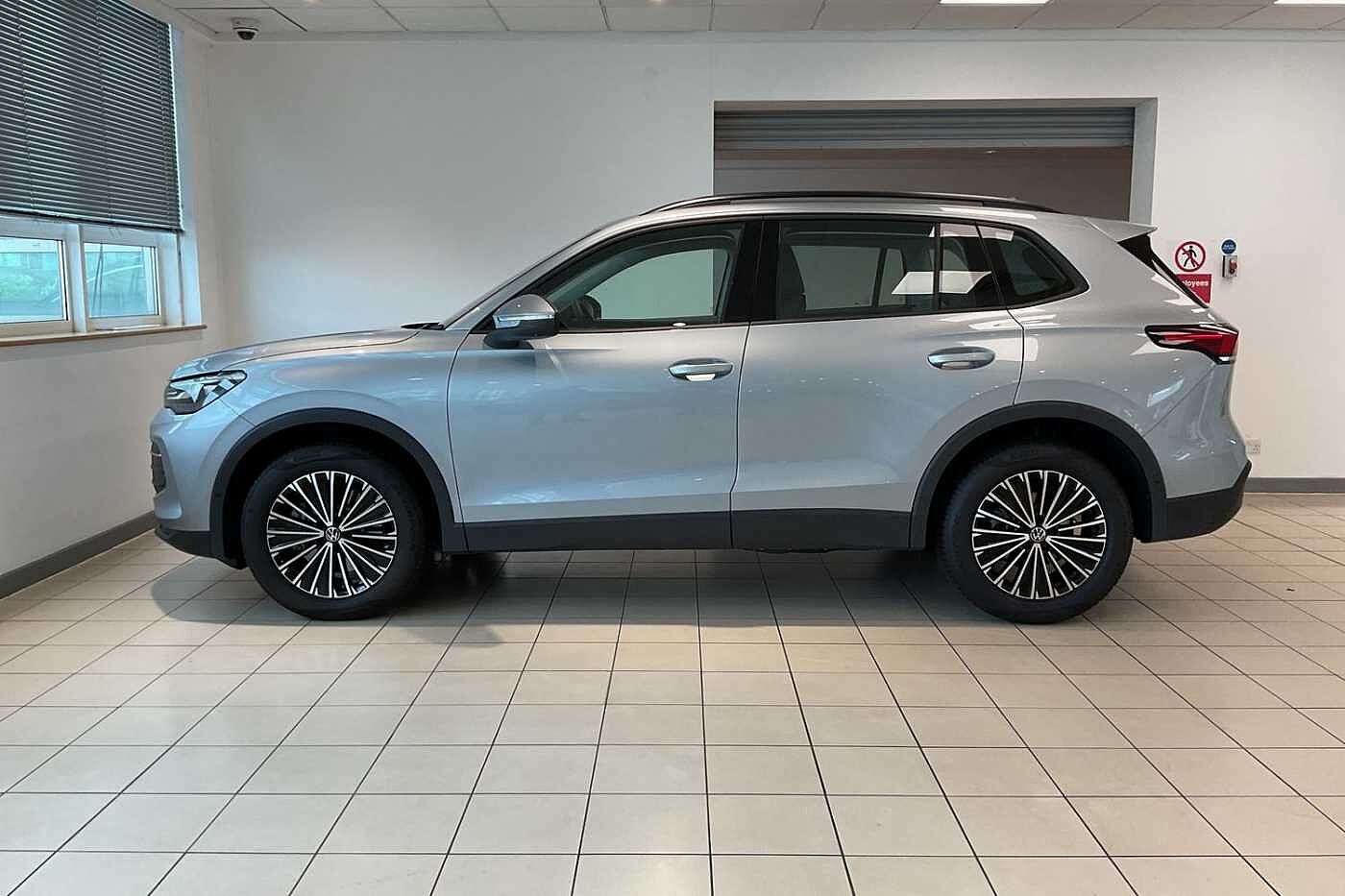Volkswagen Tiguan 2.0 TDI Life SUV 5dr Diesel DSG Euro 6 (s/s) (150 ps)
