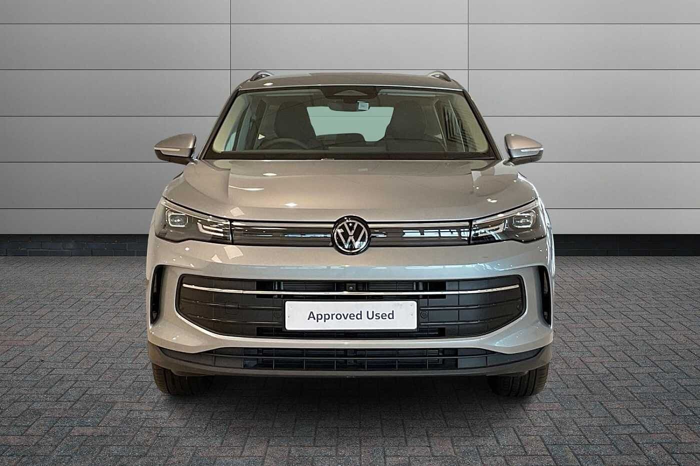 Volkswagen Tiguan 2.0 TDI Life SUV 5dr Diesel DSG Euro 6 (s/s) (150 ps)
