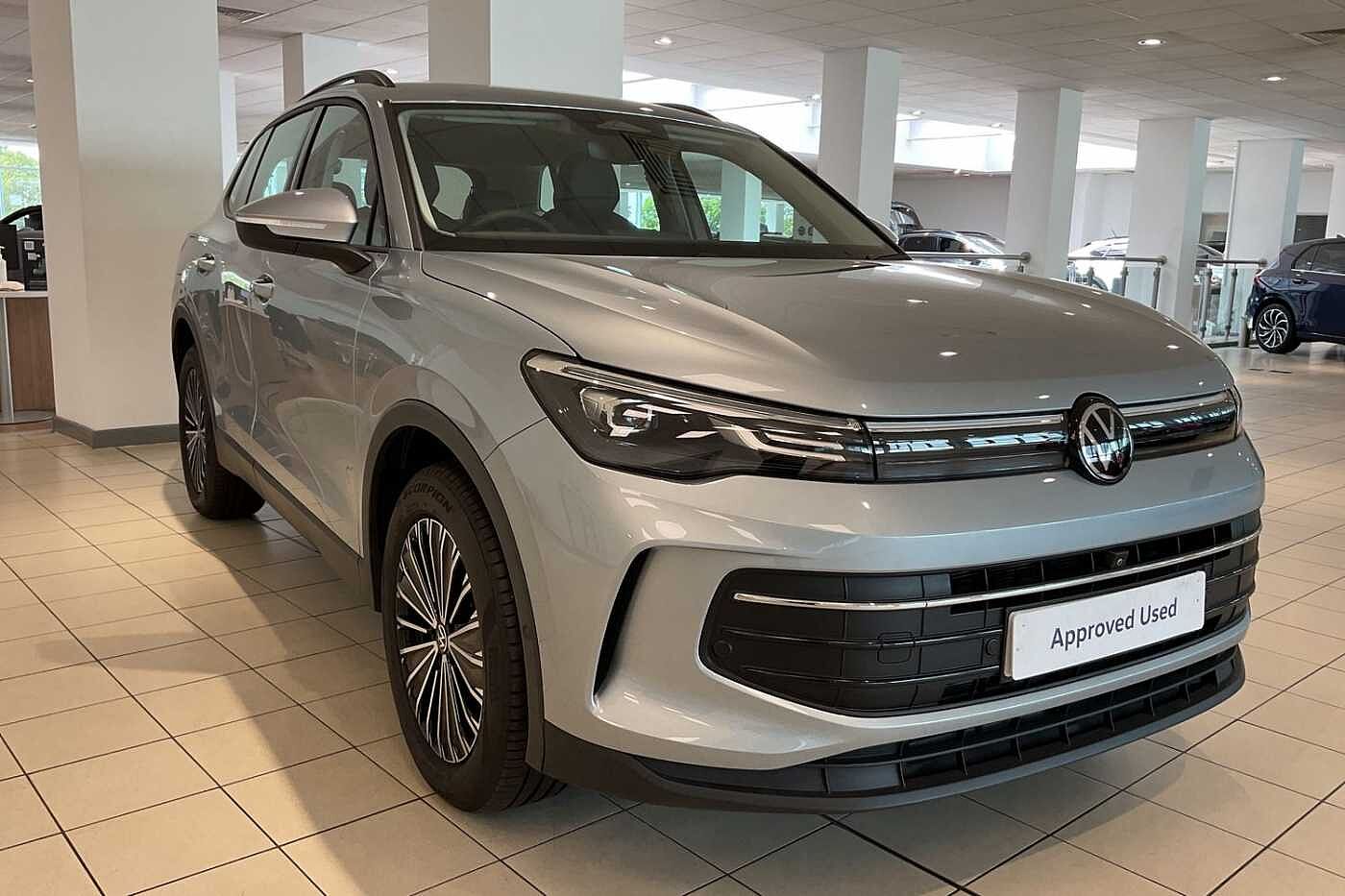 Volkswagen Tiguan 2.0 TDI Life SUV 5dr Diesel DSG Euro 6 (s/s) (150 ps)