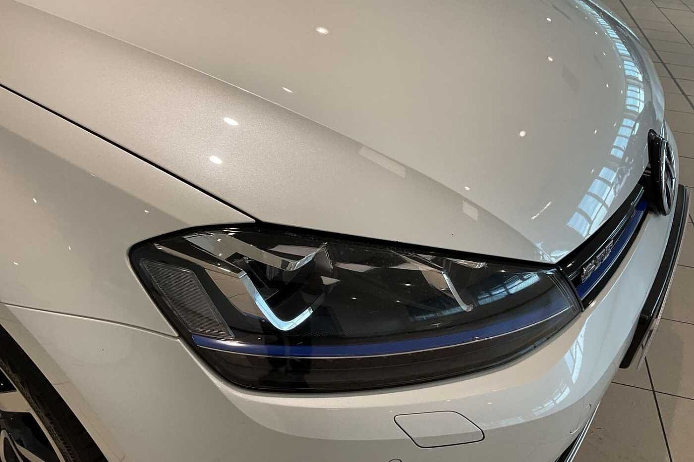 Volkswagen Golf 1.4 TSI 8.7kWh GTE Hatchback 5dr Petrol Plug-in Hybrid DSG Euro 6 (s/s) (204 ps)
