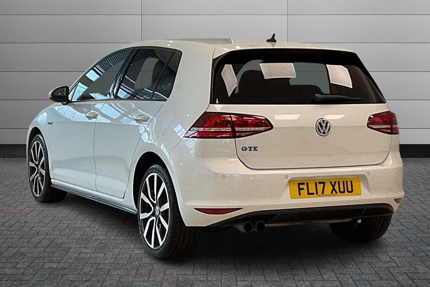 Volkswagen Golf 1.4 TSI 8.7kWh GTE Hatchback 5dr Petrol Plug-in Hybrid DSG Euro 6 (s/s) (204 ps)