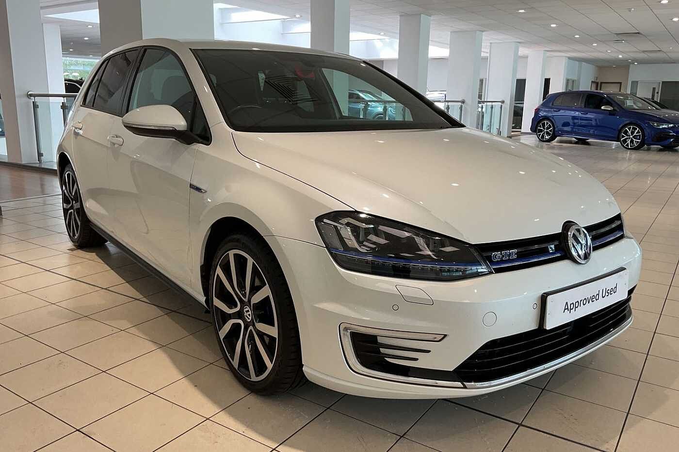 Volkswagen Golf 1.4 TSI 8.7kWh GTE Hatchback 5dr Petrol Plug-in Hybrid DSG Euro 6 (s/s) (204 ps)