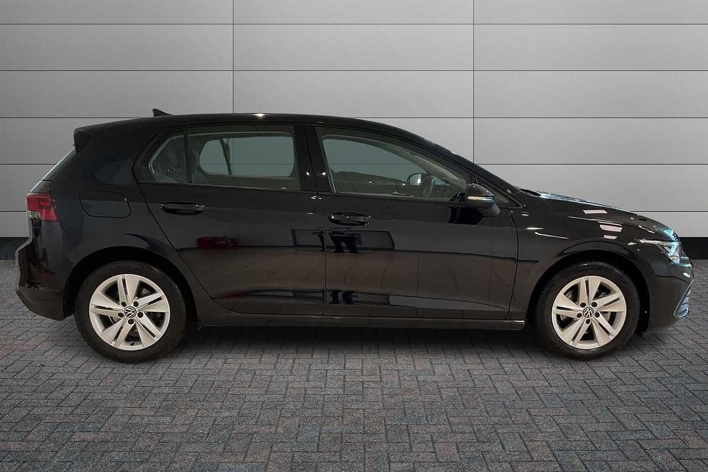 Volkswagen Golf 1.5 eTSI MHEV Life Hatchback 5dr Petrol Hybrid DSG Euro 6 (s/s) (150 ps)