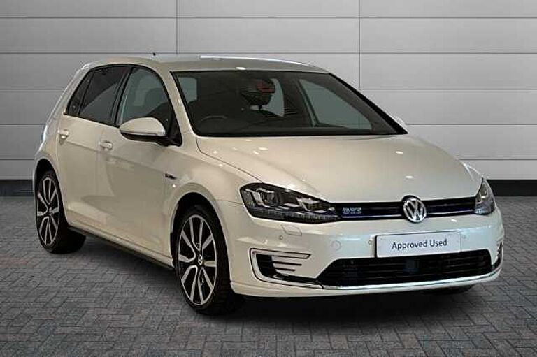 Volkswagen Golf 1.4 TSI 8.7kWh GTE Hatchback 5dr Petrol Plug-in Hybrid DSG Euro 6 (s/s) (204 ps)