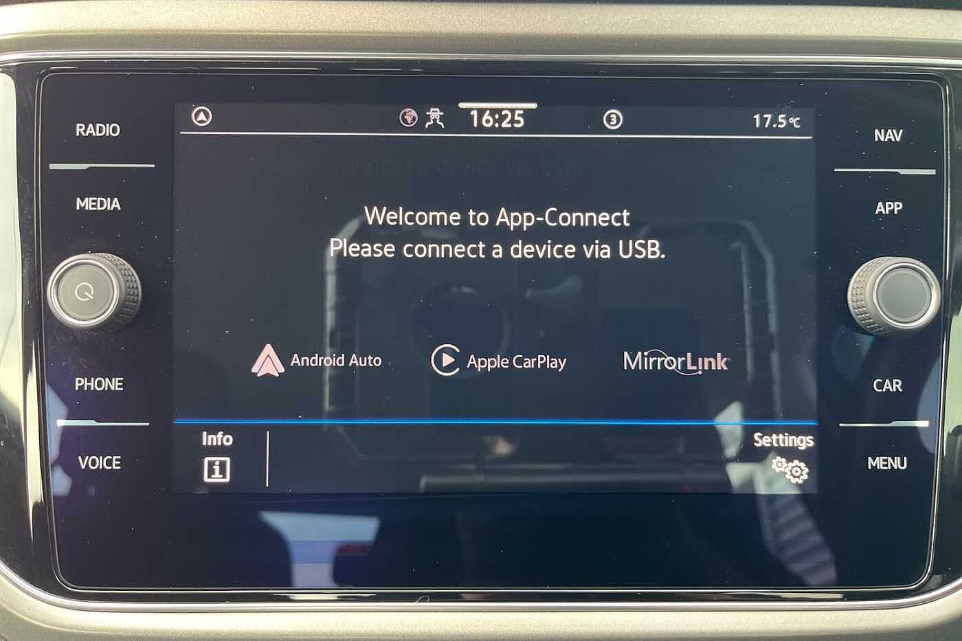 Volkswagen T-Roc 1.0 TSI SE SUV 5dr Petrol Manual Euro 6 (s/s) (110 ps)