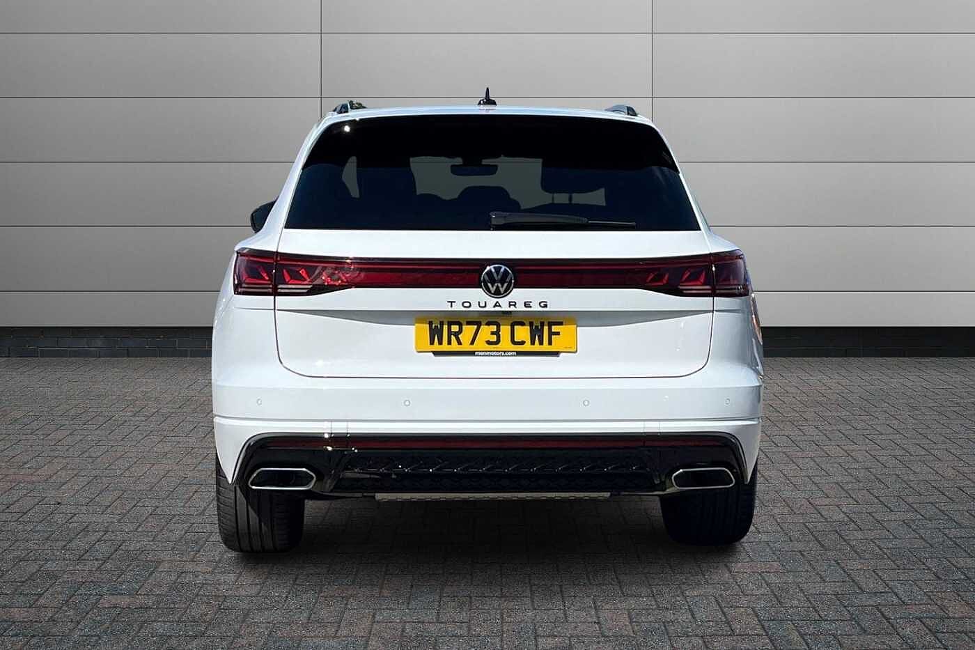 Volkswagen Touareg 3.0 TDI V6 Black Edition SUV 5dr Diesel Tiptronic 4Motion Euro 6 (s/s) (286 ps)