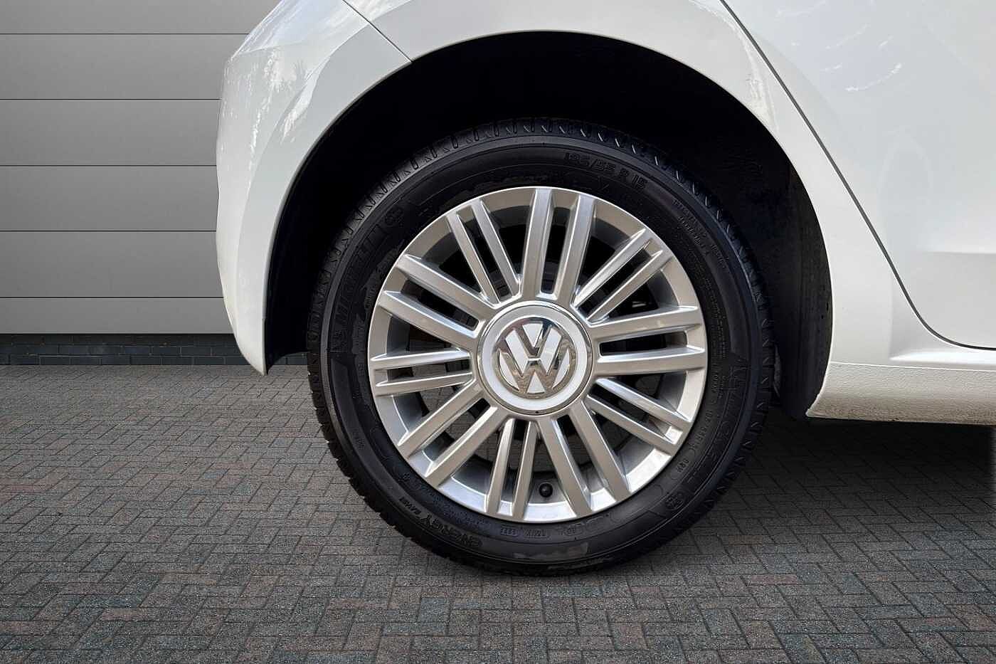 Volkswagen up! 1.0 Move up! Hatchback 5dr Petrol Manual Euro 6 (s/s) (60 ps)