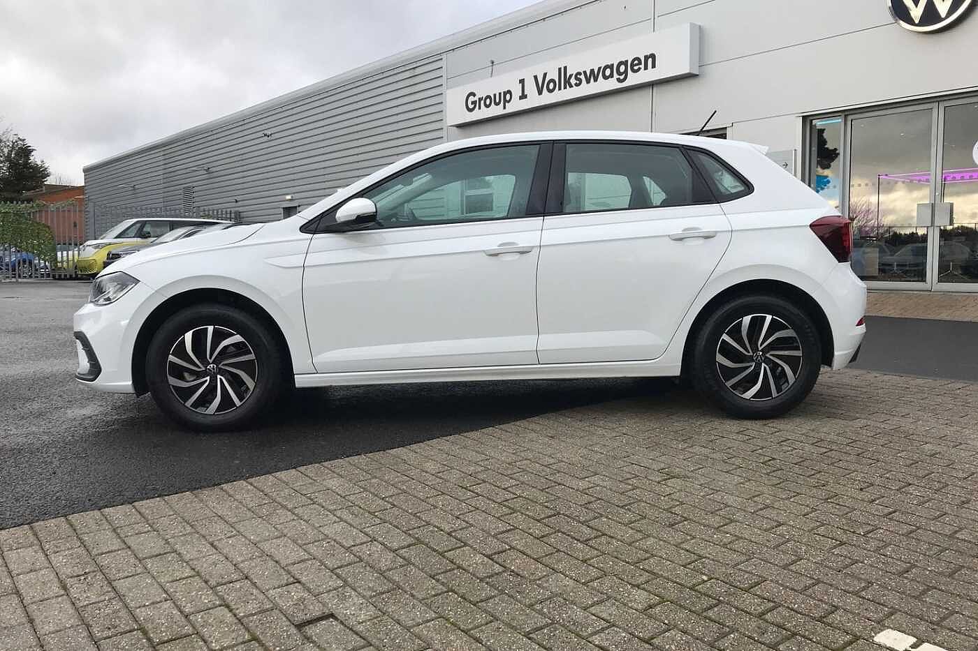 Volkswagen Polo 1.0 TSI Life Hatchback 5dr Petrol DSG Euro 6 (s/s) (95 ps)