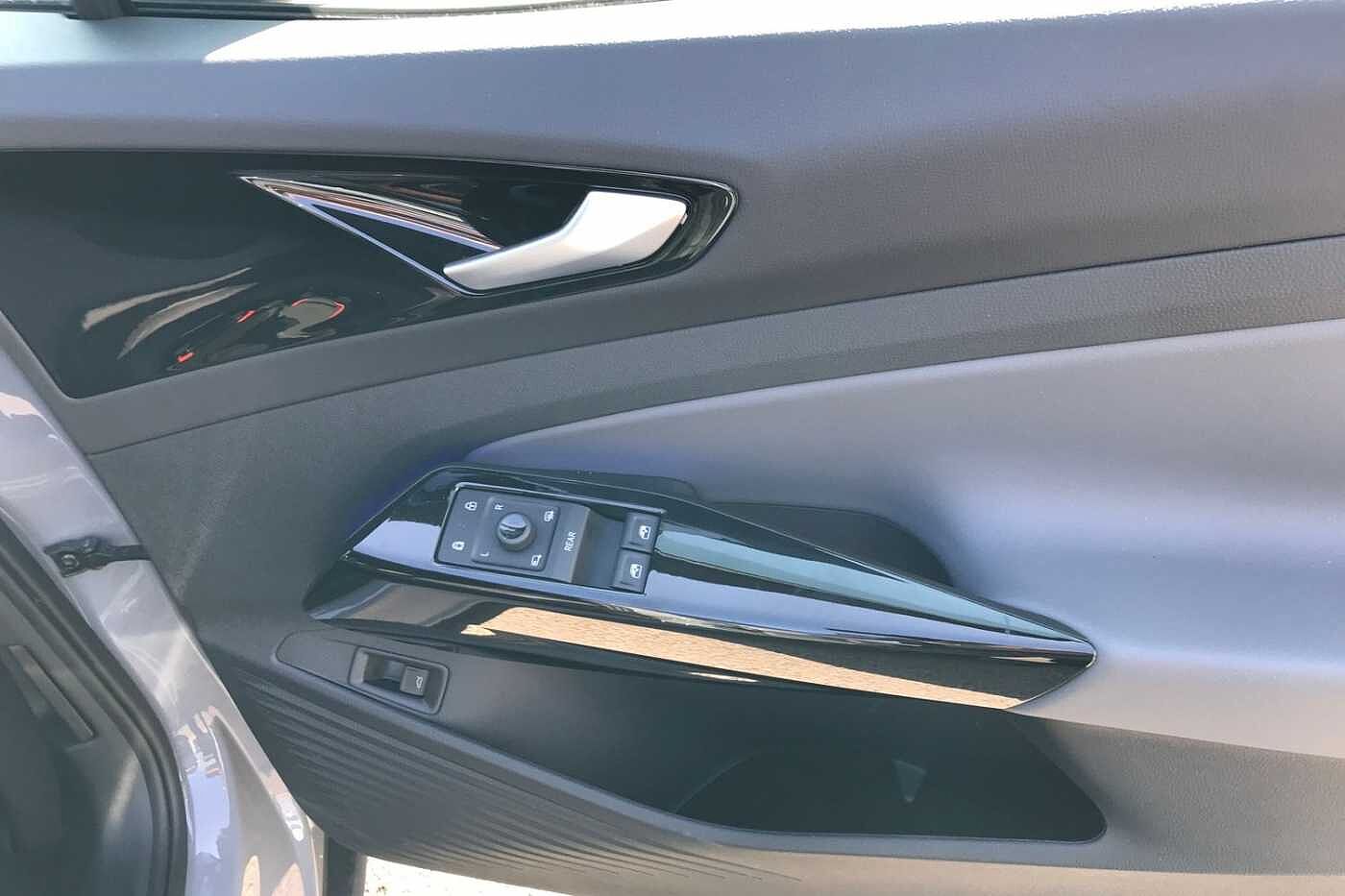 Volkswagen ID.4 Pro 77kWh Match SUV 5dr Electric Auto (286 ps)