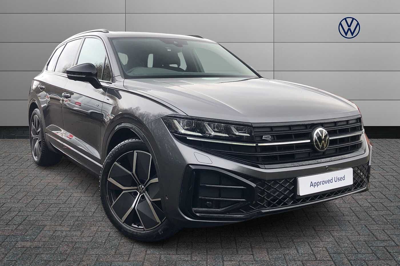 Volkswagen Touareg 3.0TDI (286ps) Black Edition 4Motion 5dr