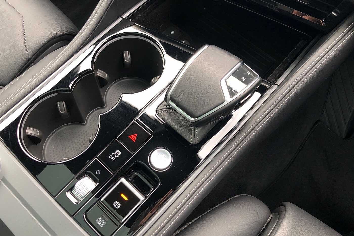 Volkswagen Touareg 3.0TDI (286ps) Black Edition 4Motion 5dr