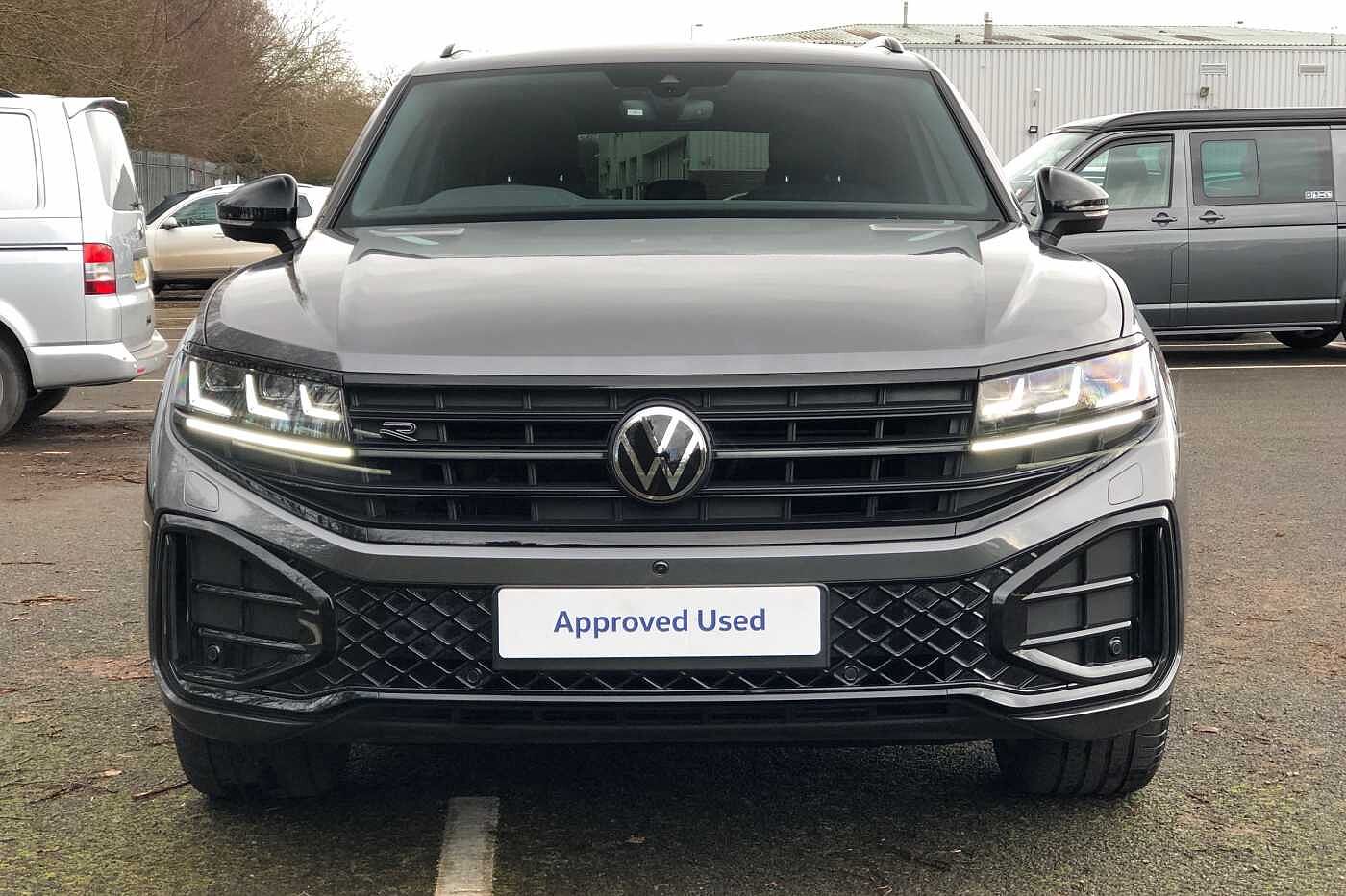 Volkswagen Touareg 3.0TDI (286ps) Black Edition 4Motion 5dr