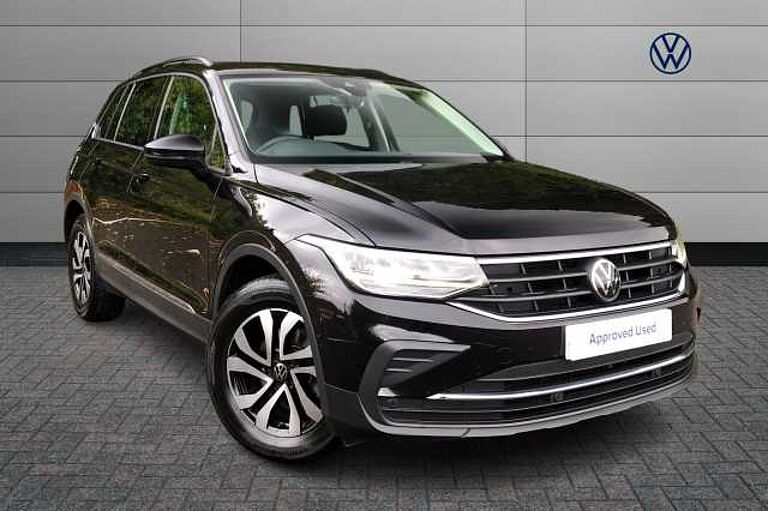 Volkswagen Tiguan 1.5 TSI (150ps) Active EVO Manual 5 door