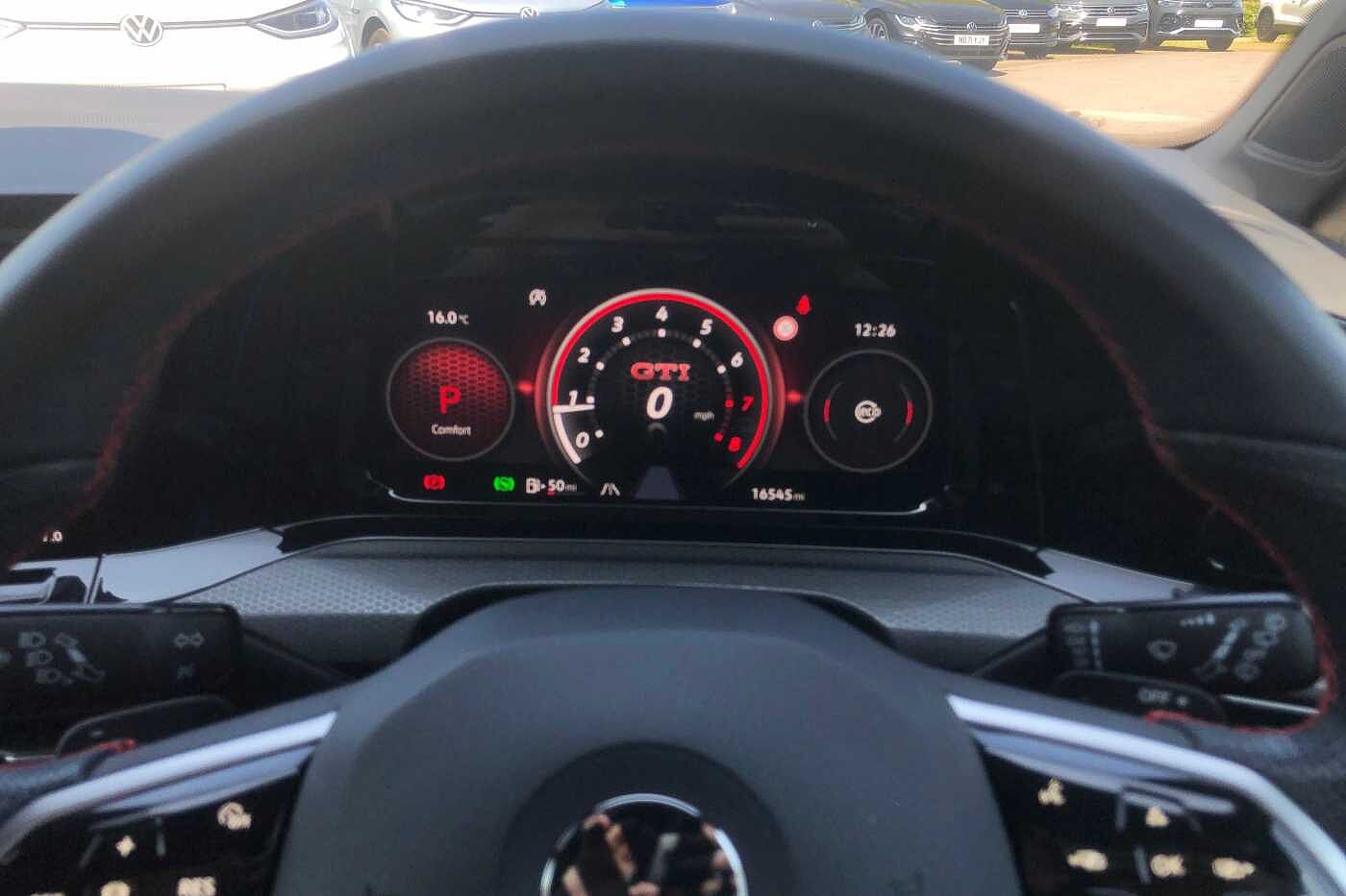 Volkswagen Golf 8 GTI Clubsport 2.0TSI 300PS 7-speed DSG 5 Dr