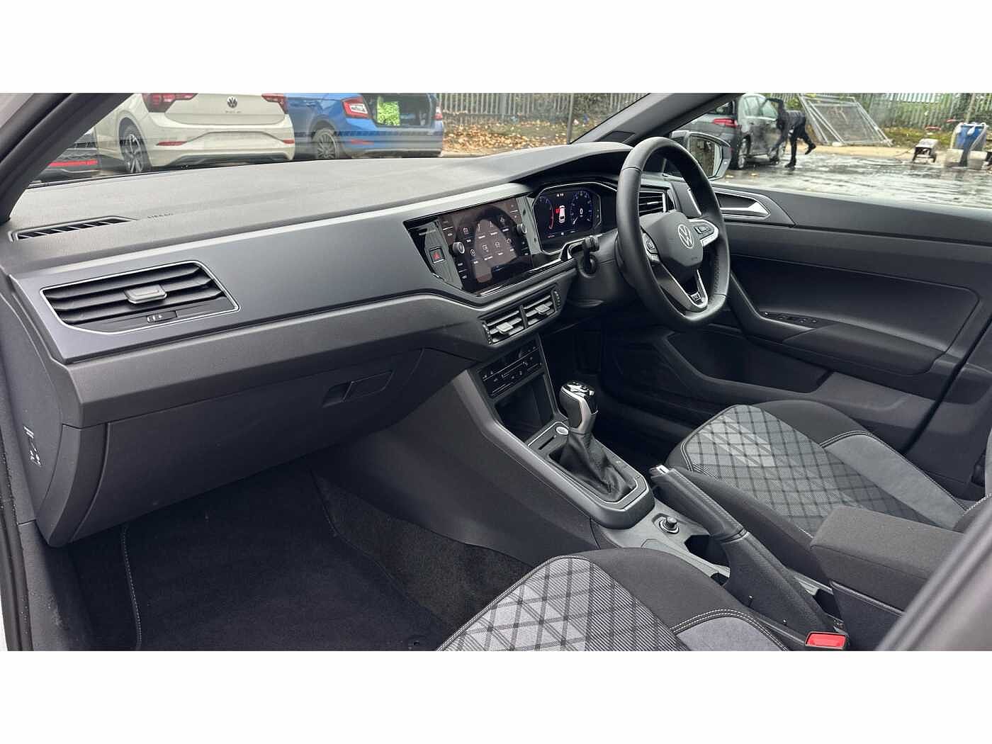 Volkswagen Polo R-Line 1.0 TSI 110PS 7-speed DSG 5 Door