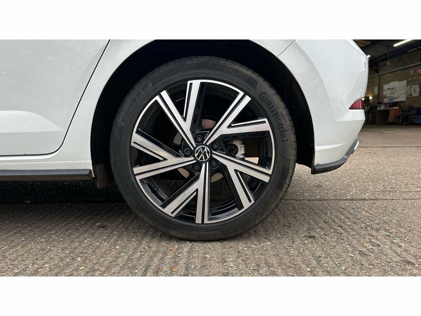 Volkswagen Polo R-Line 1.0 TSI 110PS 7-speed DSG 5 Door