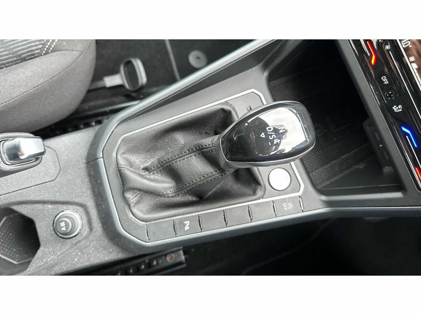 Volkswagen Polo R-Line 1.0 TSI 110PS 7-speed DSG 5 Door
