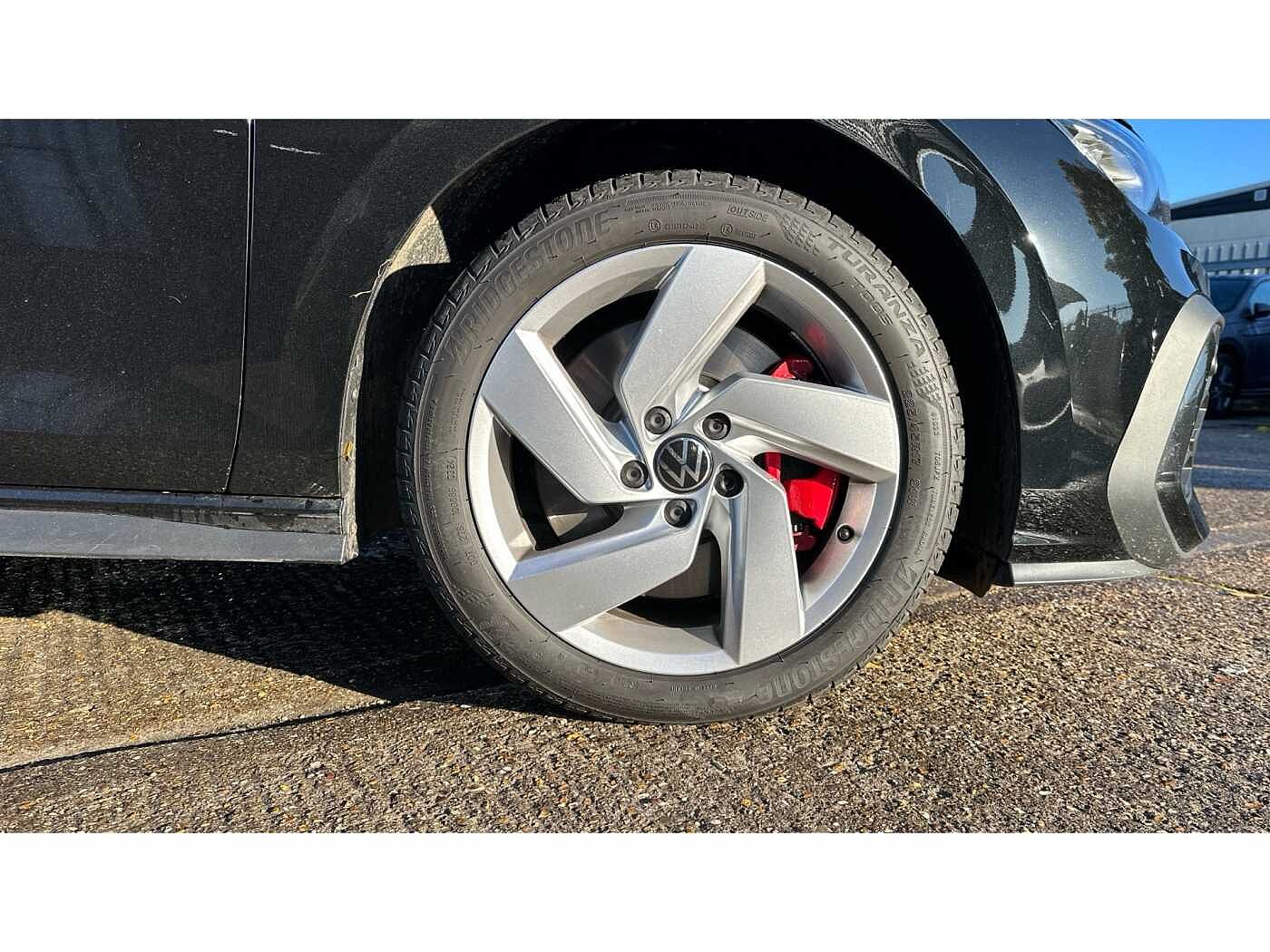 Volkswagen Golf Hatch GTE 1.5 TSI 272ps 6-Speed DSG 5 Door