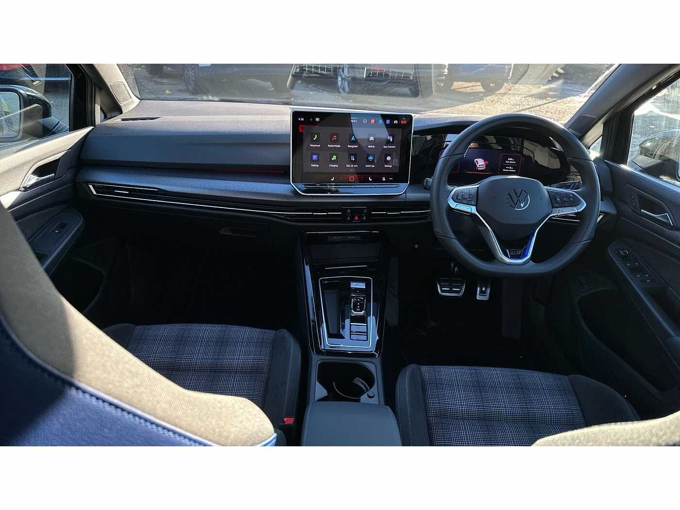 Volkswagen Golf Hatch GTE 1.5 TSI 272ps 6-Speed DSG 5 Door
