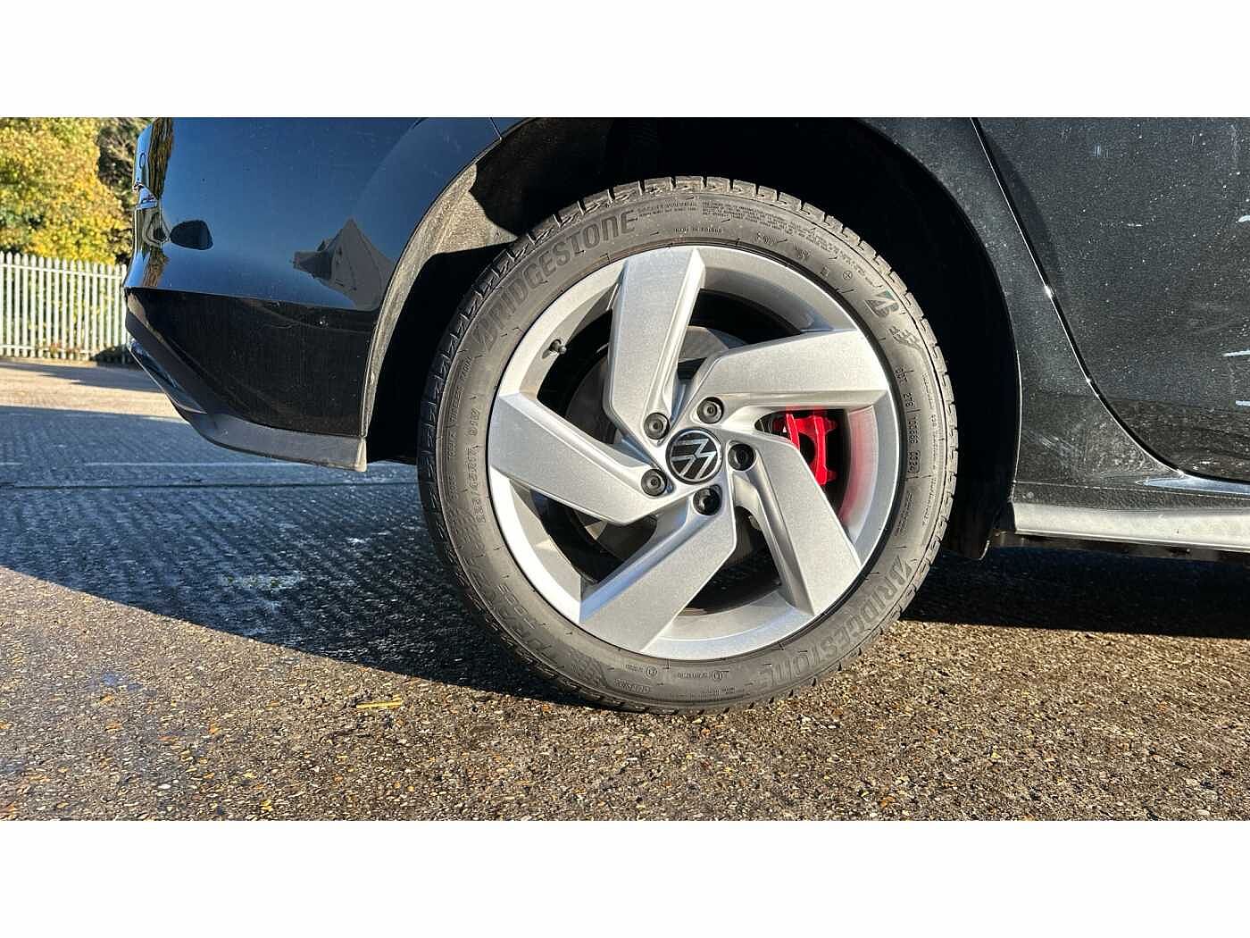 Volkswagen Golf Hatch GTE 1.5 TSI 272ps 6-Speed DSG 5 Door