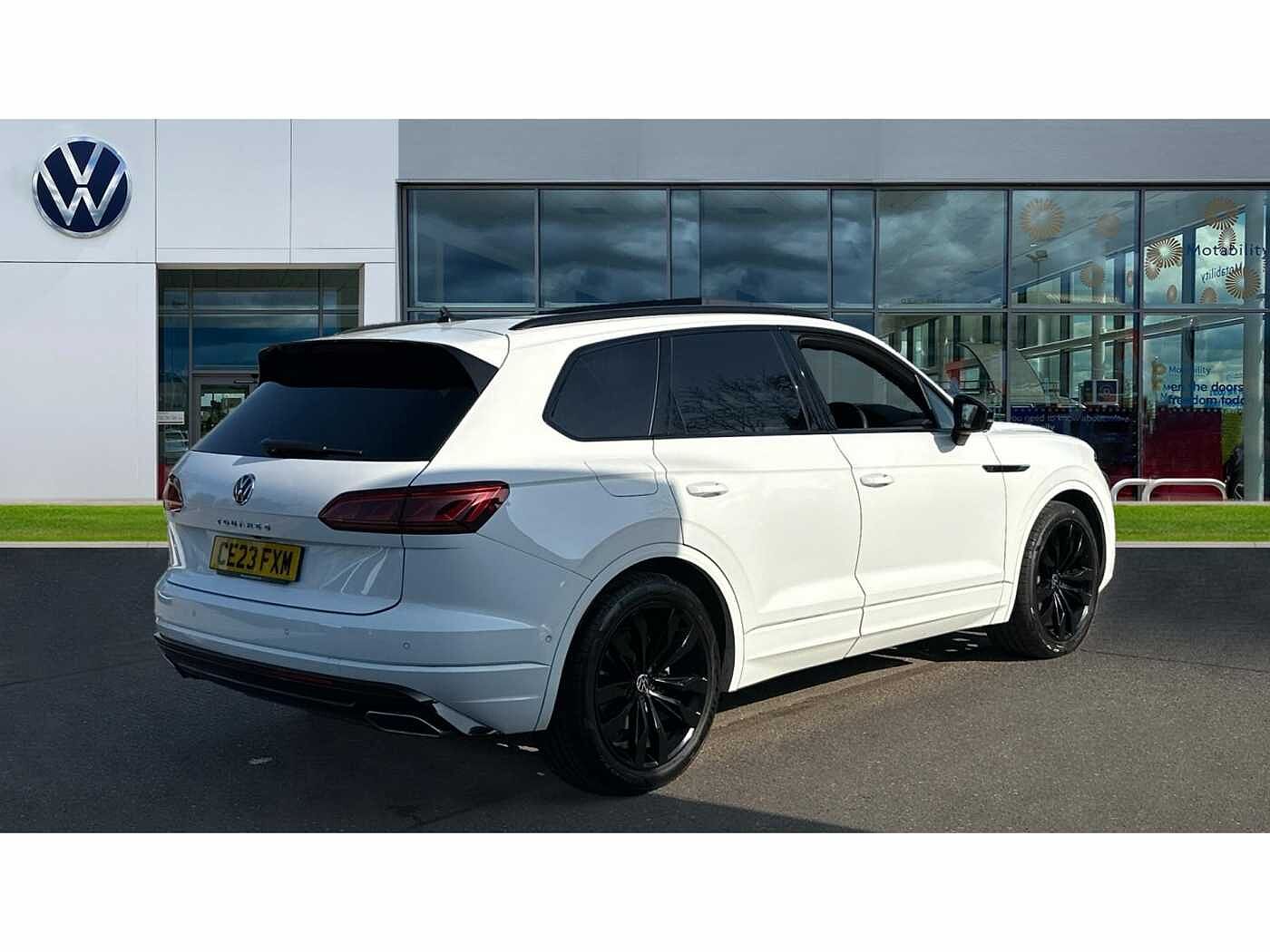 Volkswagen Touareg 3.0 V6 TDI 4Motion Black Edition 5dr Tip Auto