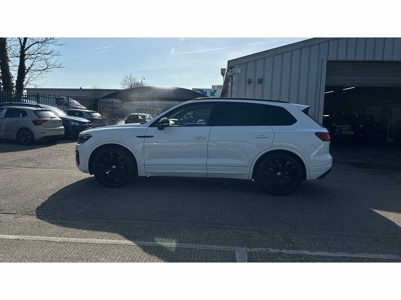 Volkswagen Touareg 3.0 V6 TDI 4Motion Black Edition 5dr Tip Auto