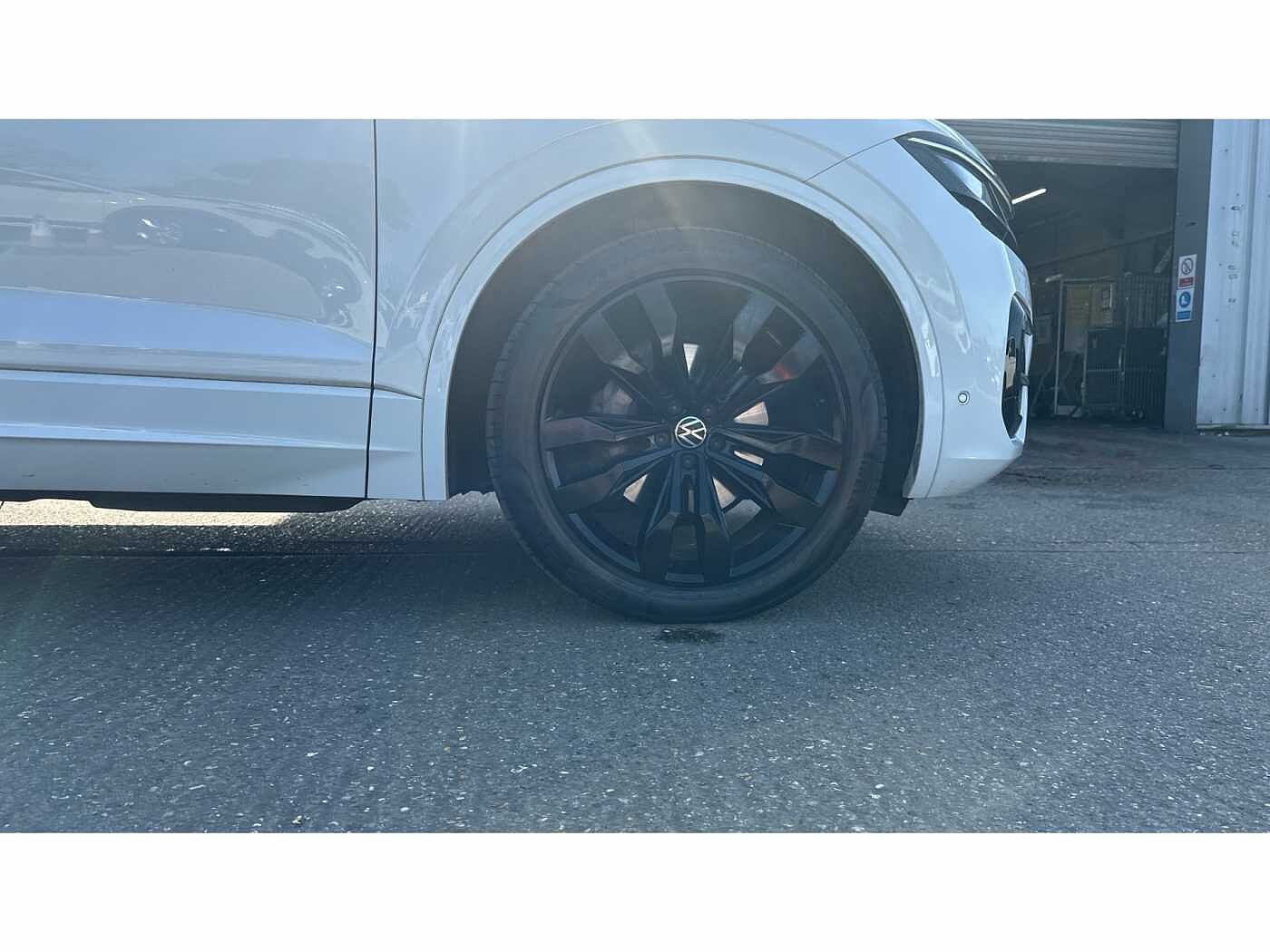 Volkswagen Touareg 3.0 V6 TDI 4Motion Black Edition 5dr Tip Auto