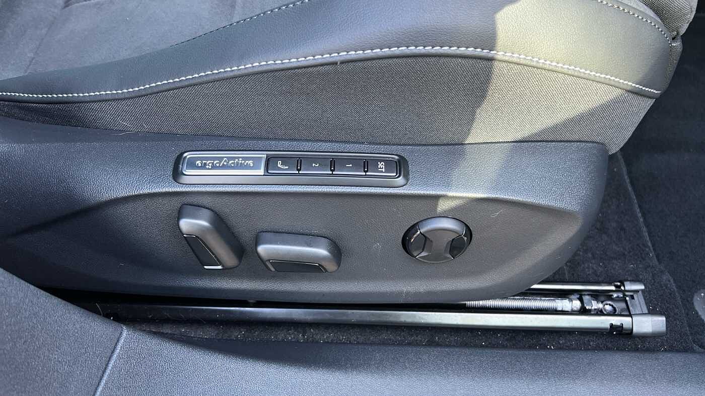 Volkswagen ID.7 Pro Launch Edition 77kWh 286PS Automatic 5 Dr