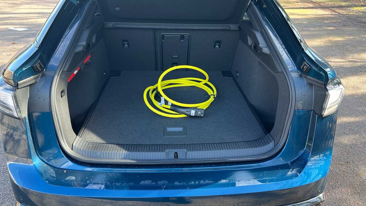 Volkswagen ID.7 Pro Launch Edition 77kWh 286PS Automatic 5 Dr