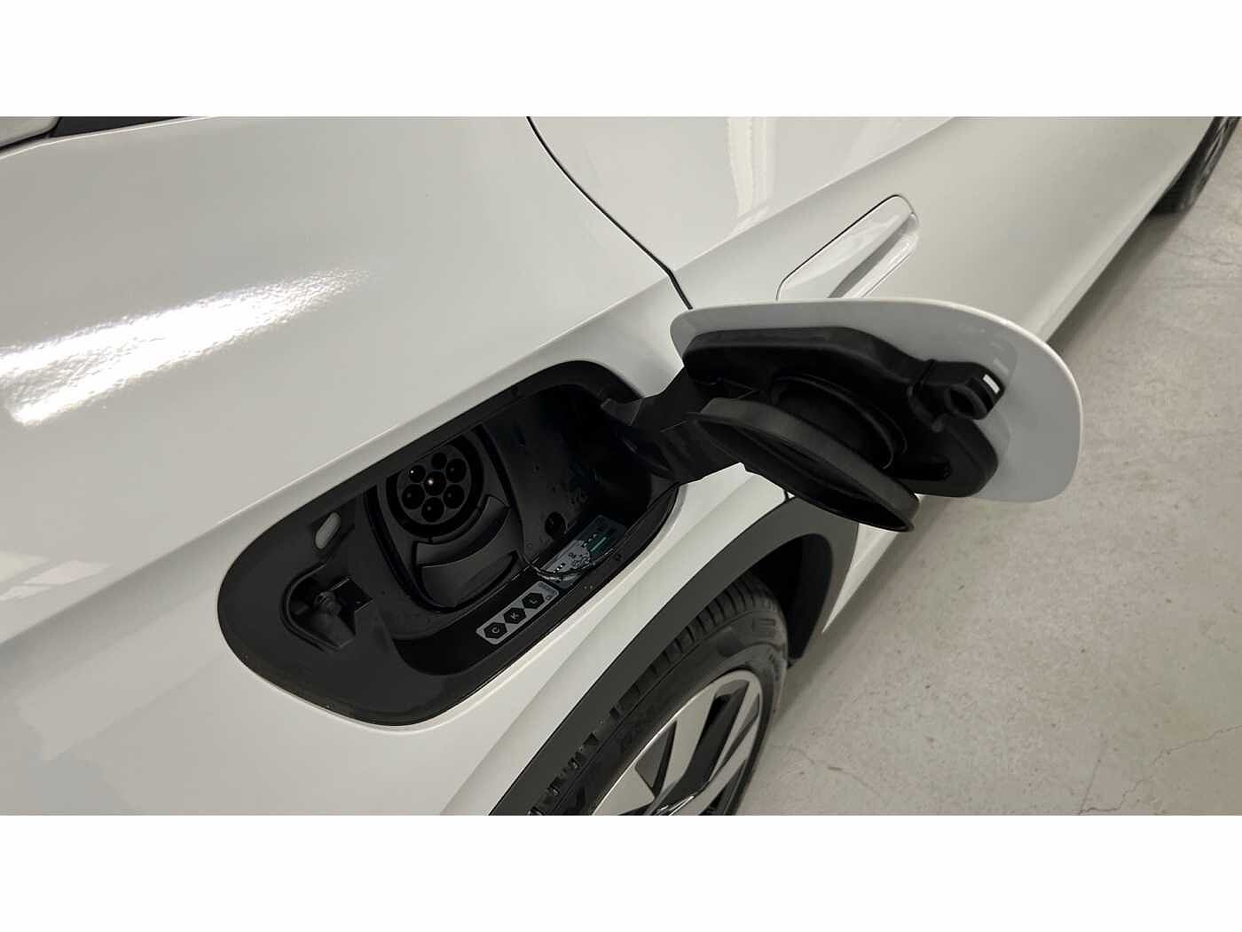Volkswagen ID.5 Style 77kWh Pro Performance 204PS Automatic