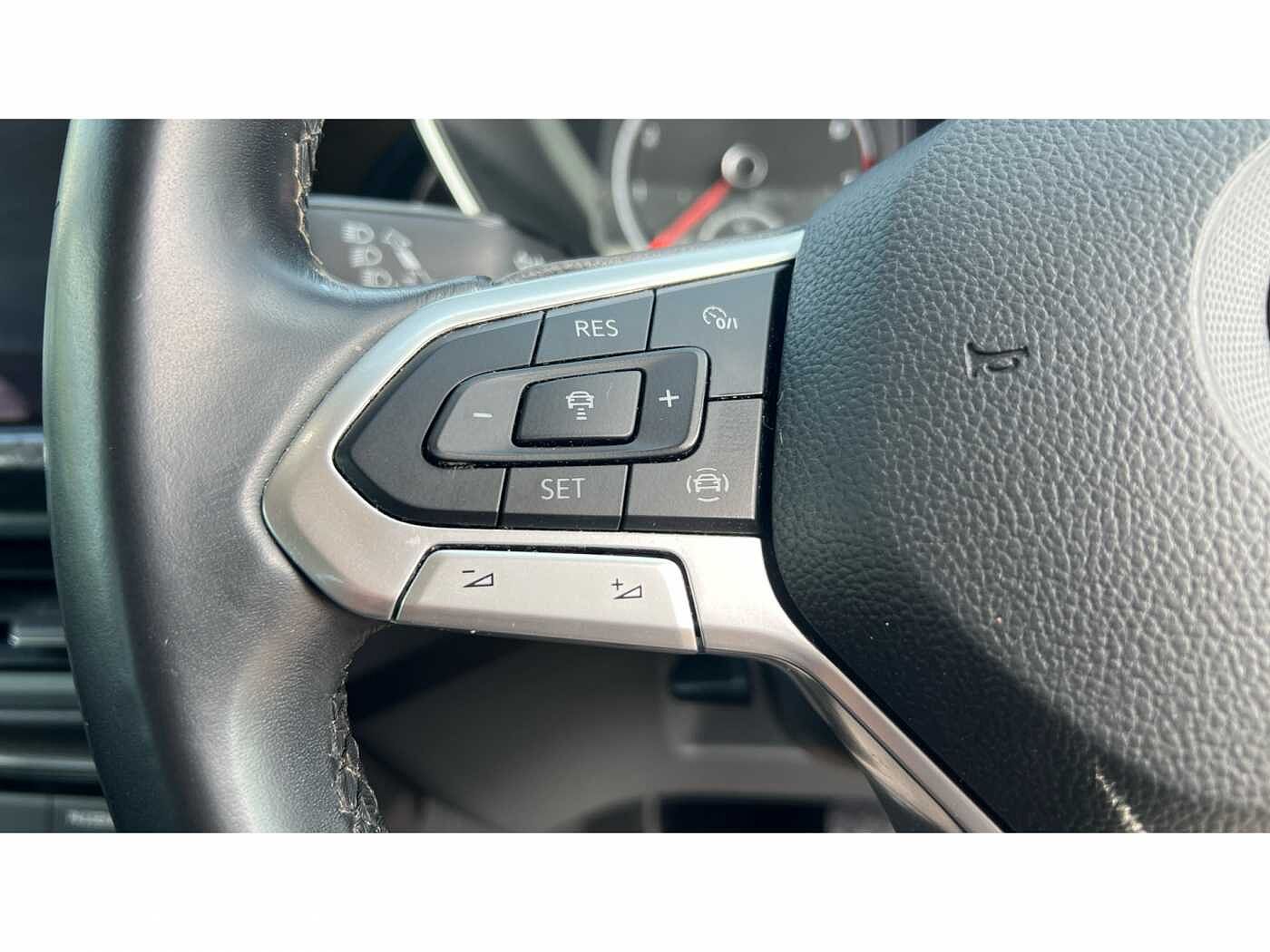 Volkswagen T-cross 1.0 TSI 115 SEL 5dr DSG