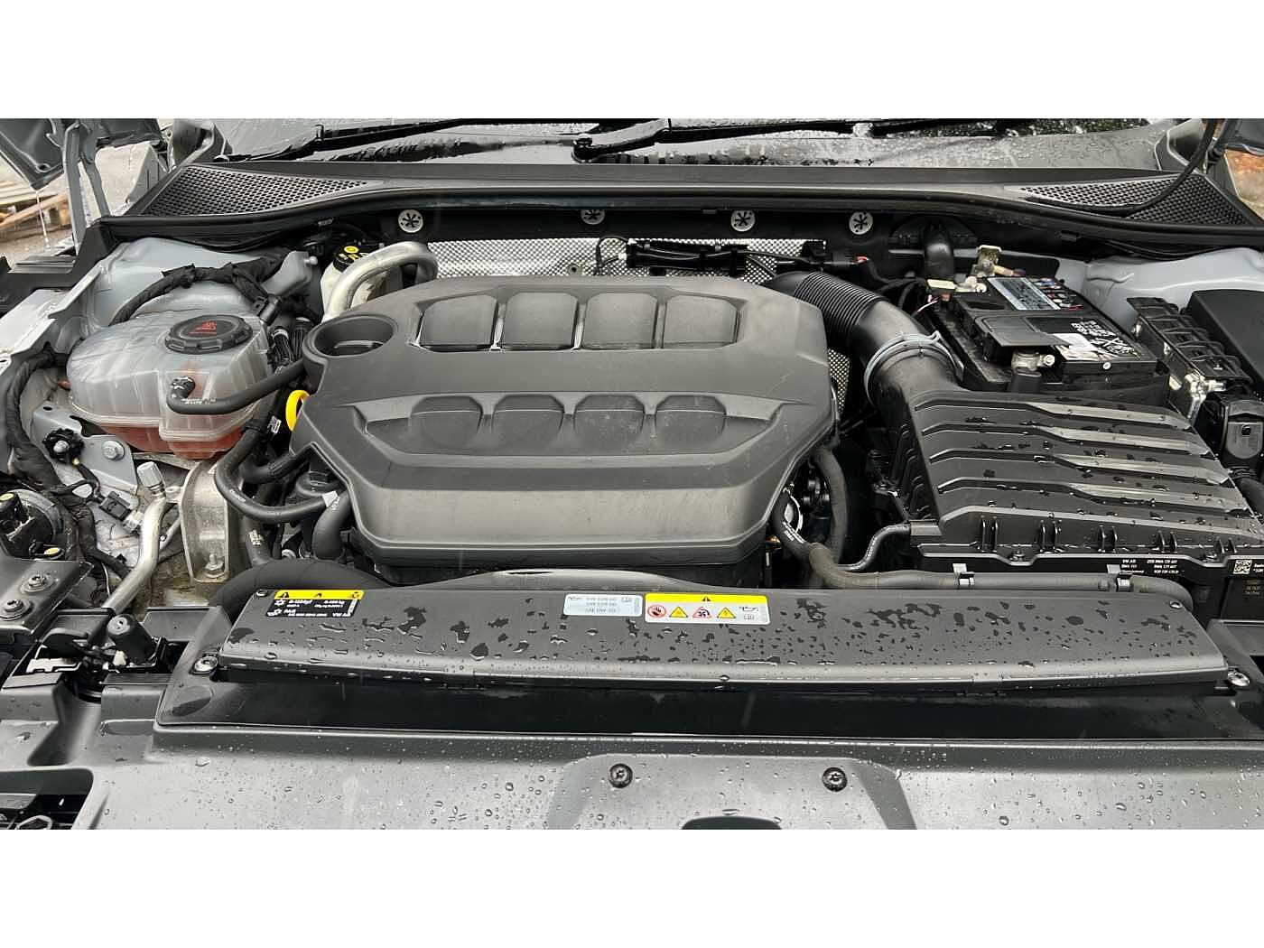 Volkswagen Arteon R-Line 2.0 TSI 190PS DSG 5 Door