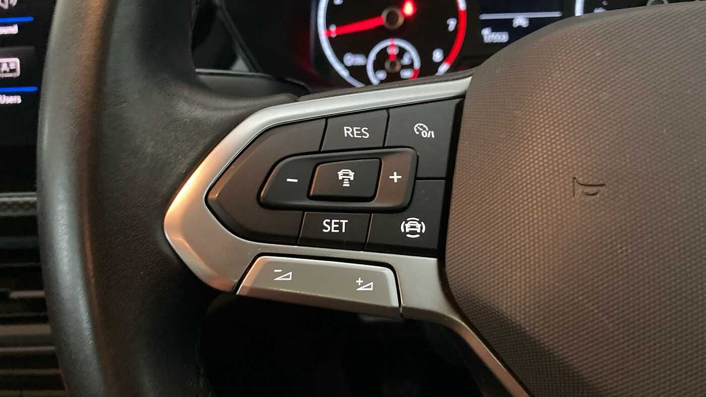 Volkswagen T-Cross 1.0 TSI (110ps) SE Hatchback