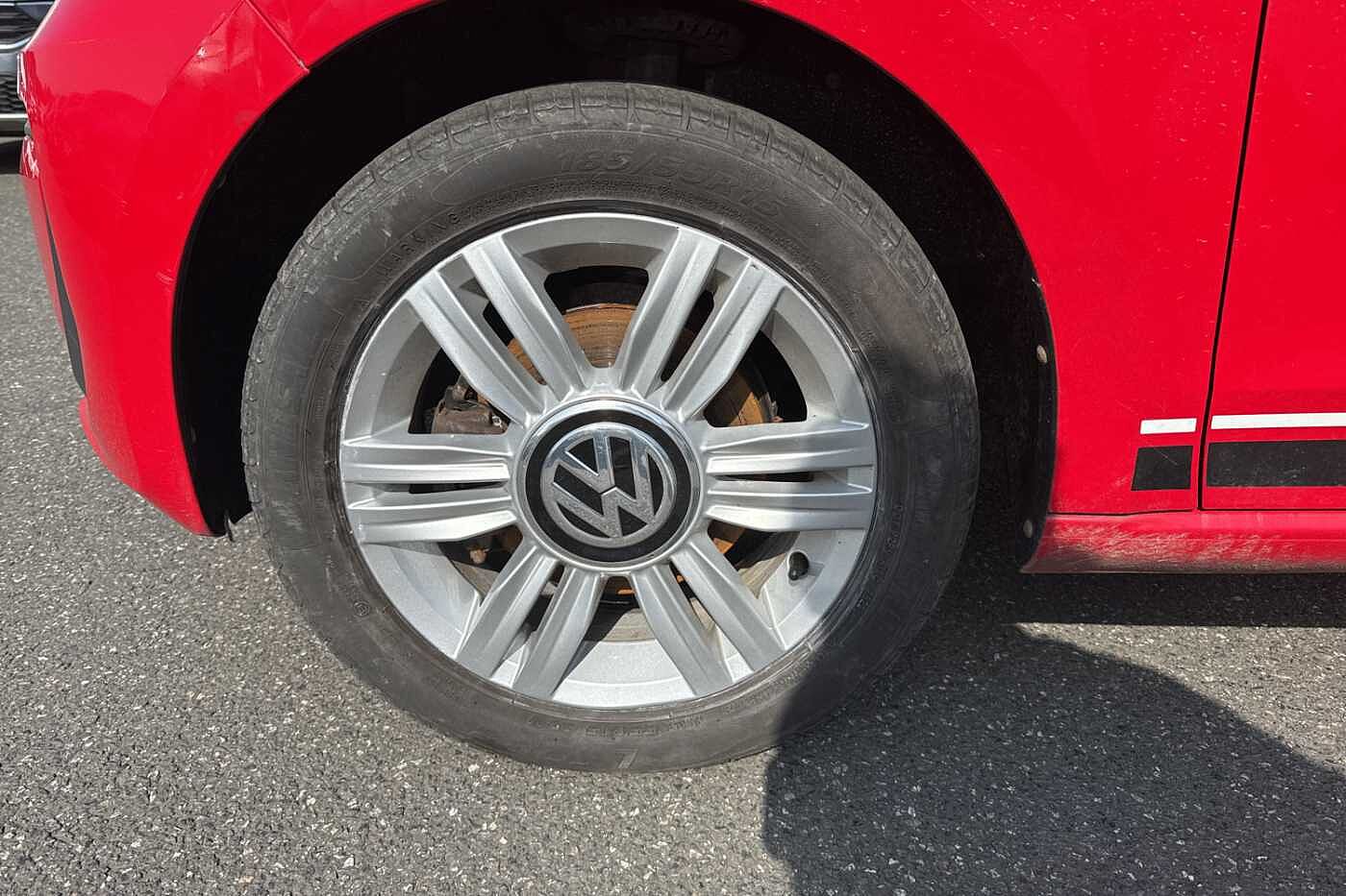 Volkswagen up! Up 2016 1.0 75PS Beats 5Dr