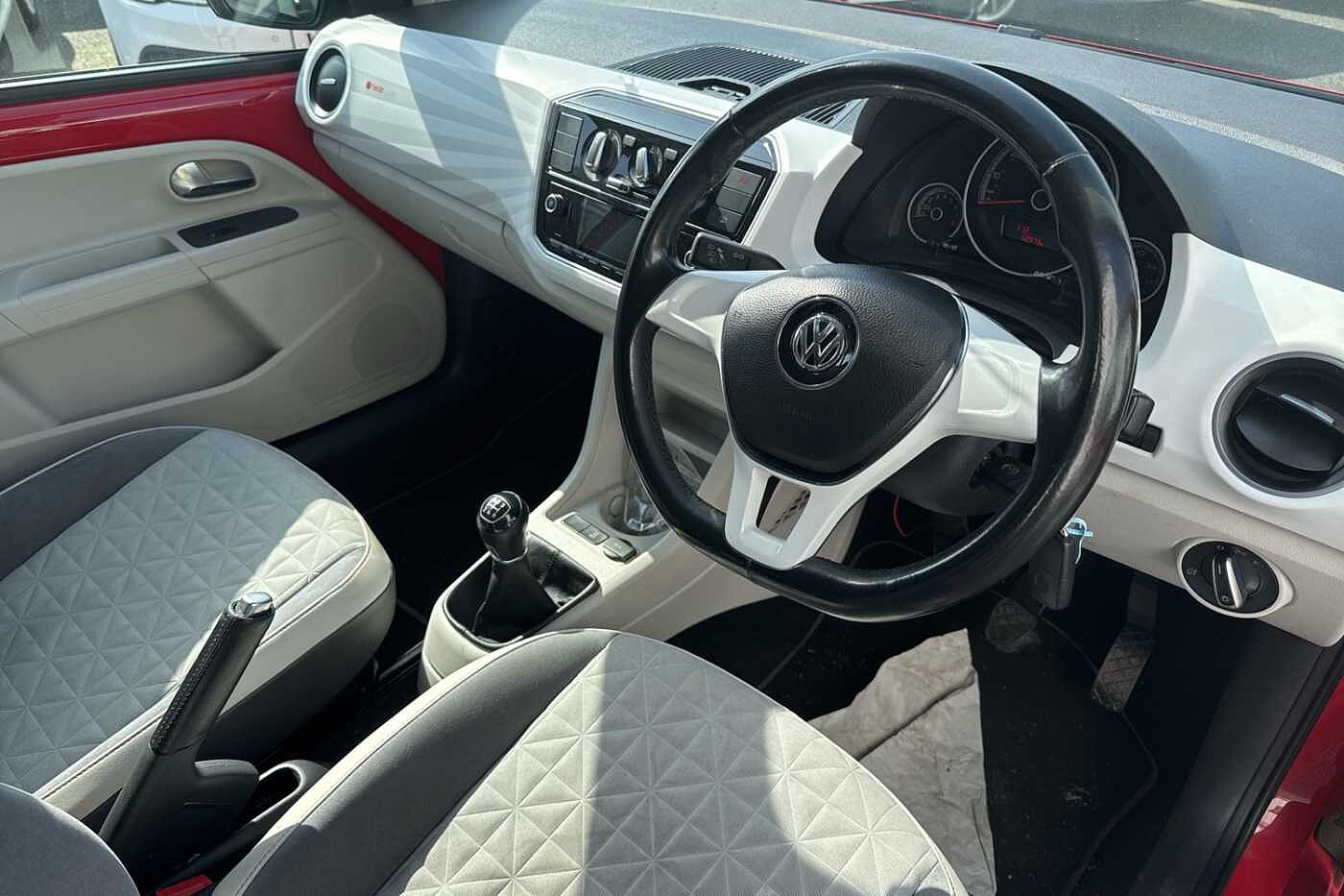 Volkswagen up! Up 2016 1.0 75PS Beats 5Dr