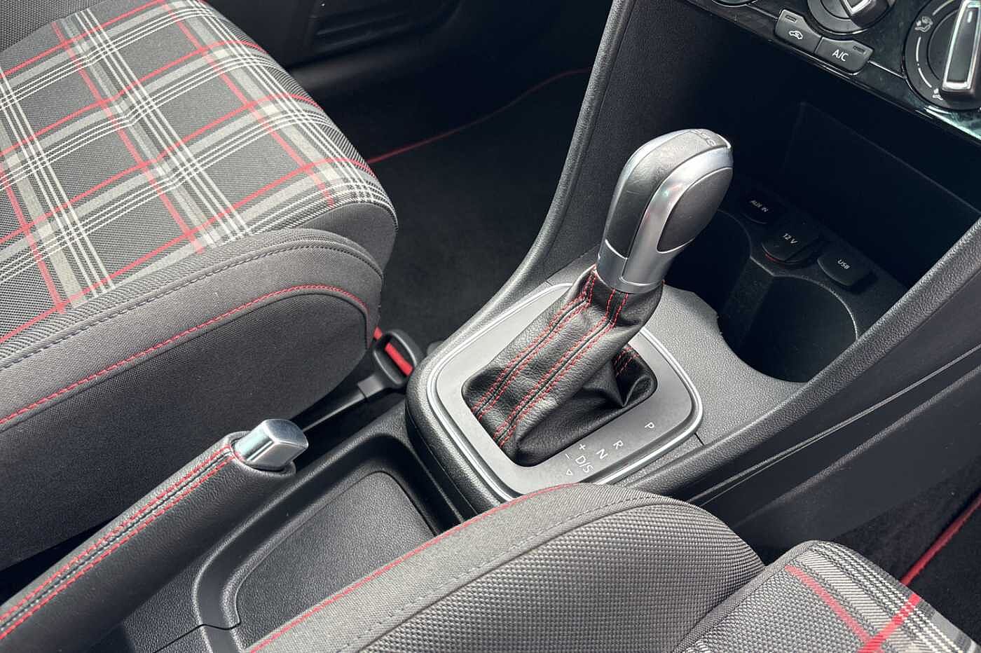 Volkswagen Polo 1.8 TSI GTI 192PS DSG 5Dr