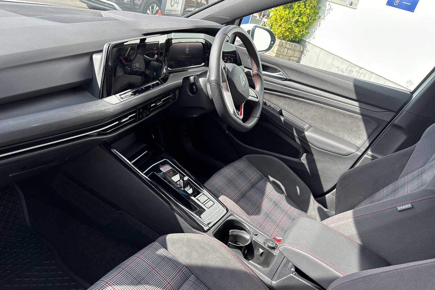 Volkswagen Golf 8 GTI 2.0 TSI 245PS 7-speed DSG 5 Door Golf 8 GTI 2.0 TSI 245PS 7-speed DSG 5 Door