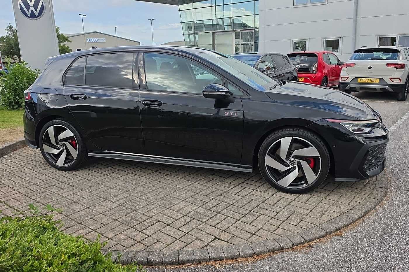 Volkswagen Golf GTI