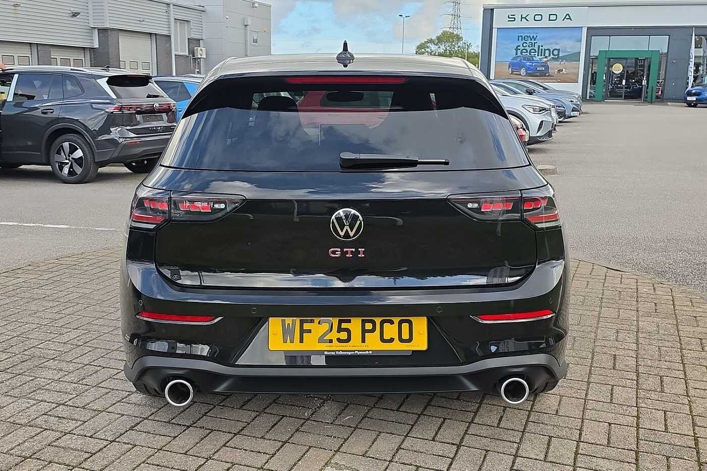 Volkswagen Golf GTI